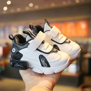 Children’s Sports Shoes Fashionable Soft Soled Baby Shoes Leisure Breathable Outdoor Kids Shoes Lightweight Sneakers