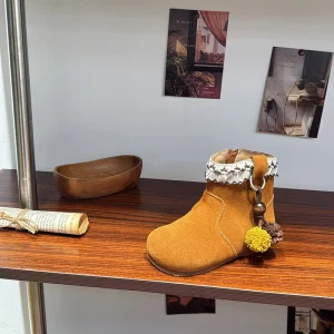 Nice Quality Comfortable Durable Kids Boots and Child Girl Shoes for Daily Pretty Winter Wear Boots