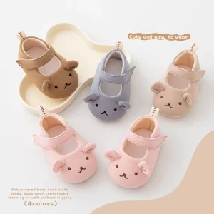 OEM Baby Infant Pre Walker Lightweight Soft Sole Shoes Cartoon Bear Embroidery Hook Loop Anti Slip Breathable Eco Friendly