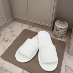 OEM Disposable Velvet Slippers Waffle Material Thick EVA Sole Soft Durable for Hotels Airline Use Adults Children