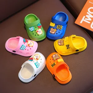 Outdoor Beach Cartoon Bear Kids Summer Sandal Anti-Slip Baby Slipper Child Sandal and Clogs for Baby Boys