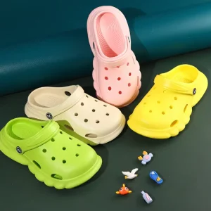 Outdoor Kids Light Breathable Flat Non-Slip Mules Clogs Beach Sandals Anti-Slip Massage EVA Outsole Summer Spring Autumn Boys