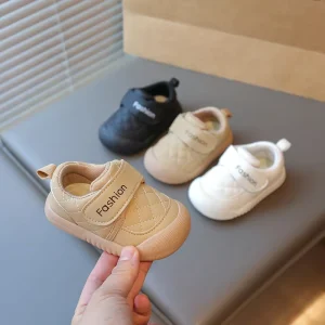 Protective Toecap Design Baby Boys Casual Shoes Girls Black White Children’s Walker Footwear Fashion Soft Kids Sneaker