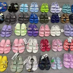 Ready Stock GP004 Model Indoor Outdoor Platform Slipper Kids Women Men Size 26-36 Recyclable EVA Upper PVC Outsole Winter