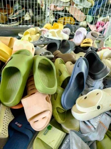 S05F Second Hand Men Women Kids Slippers Casual Soft Flip Flops Mixed Colors Sizes High Quality All Seasons Ldxq Brand Bulk