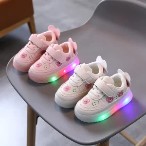 Spring and Autumn Baby Light Sneakers Toddler Walking Shoes Soft Soled White Shoes for Infants and Young Children