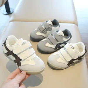 Spring and Autumn Children’s Sports Shoes Sports Style PVC PU Material Fashionable Children’s Shoes
