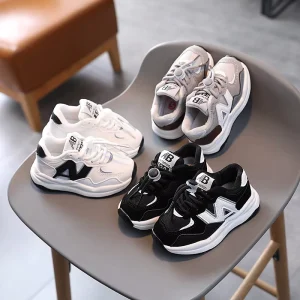 Spring and Autumn Soft Rubber Sole Sport Children Shoes PU and Mesh Breathable Classical Style Kid Sneaker