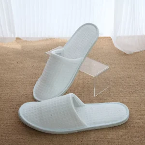 Stock Recycled Washable Coral SPA Fleece Wedding Slippers Disposable Hotel Slippers with Custom Logo for Guests