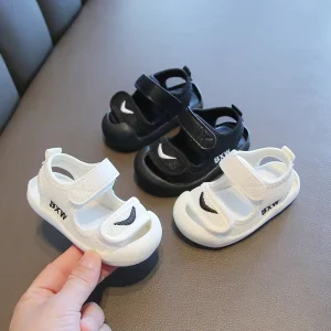 Summer Baby Walking Shoes Infant Sandals Breathable Mesh Closed Toe Anti Kick Shoes for Baby Boys and Girls Aged 0-3 Years Old
