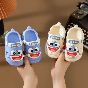 Summer Cute Cartoon Shark Indoor and Outdoor Boys’ Clogs Soft Soled Children’s Slippers for Boys and Girls