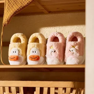 Super Soft Indoor Outdoor Fluffy Slippers Kids Cotton Padded Shoes in Animal Plush Design Warm for Babies