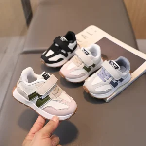 Trendy Children’s Sports Shoes for Boys and Girls High-top Lightweight Shoes Casual Shoes