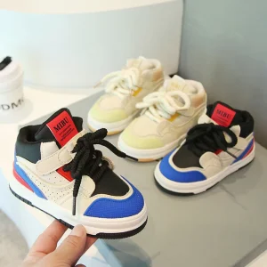 Unisex Casual Sport Shoes for Kids Breathable Design Walking