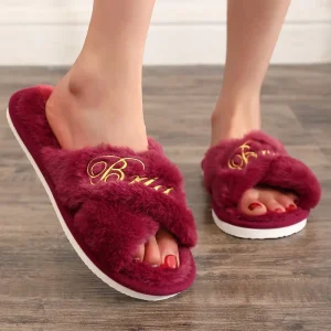 White Fur Embroidered Bridesmaid Slippers Lightweight Flat Hotel Bride Shoes for Summer Wedding Gifts