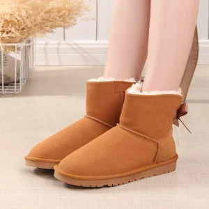 Winter Fashion Kids Original Ugly Snow Boots Boys and Girls Bowtie Sheepskin Middle Top Warm Women Shoes in Stock