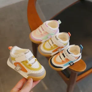 Yellow Spring Autumn New Kids’ Soft-Soled Hook & Loop Closure Lightweight Four Seasons Running Sneakers for Girls & Boys